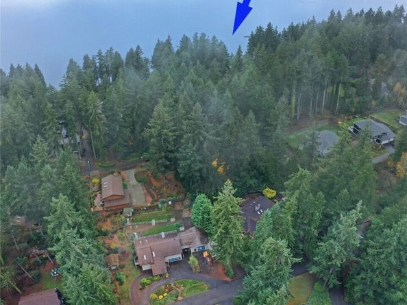 13392 Hidden Cove Lane NE, Bainbridge Island WA 98370