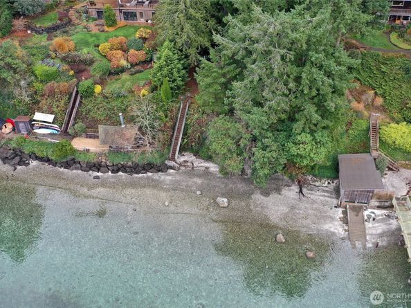 13392 Hidden Cove Lane NE, Bainbridge Island WA 98370