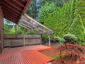 13392 Hidden Cove Lane NE, Bainbridge Island WA 98370