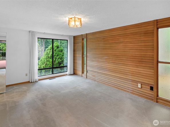 13392 Hidden Cove Lane NE, Bainbridge Island WA 98370