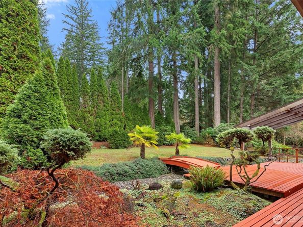 13392 Hidden Cove Lane NE, Bainbridge Island WA 98370