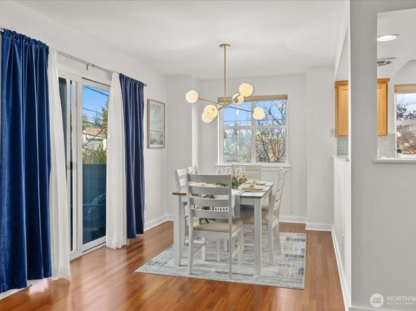 8383 31st Avenue NW, Seattle WA 98117