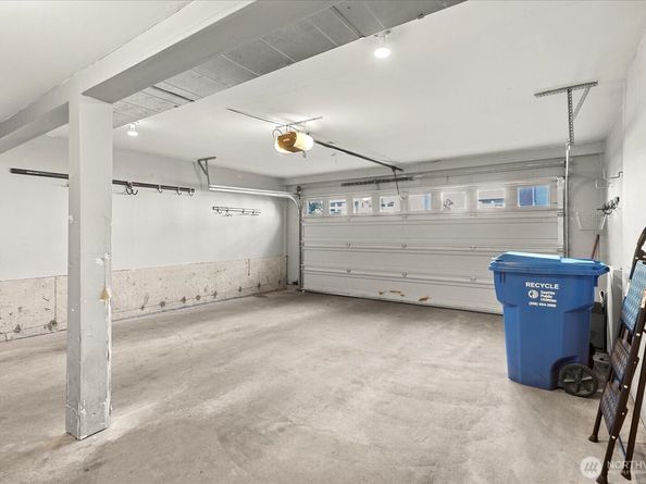 8383 31st Avenue NW, Seattle WA 98117