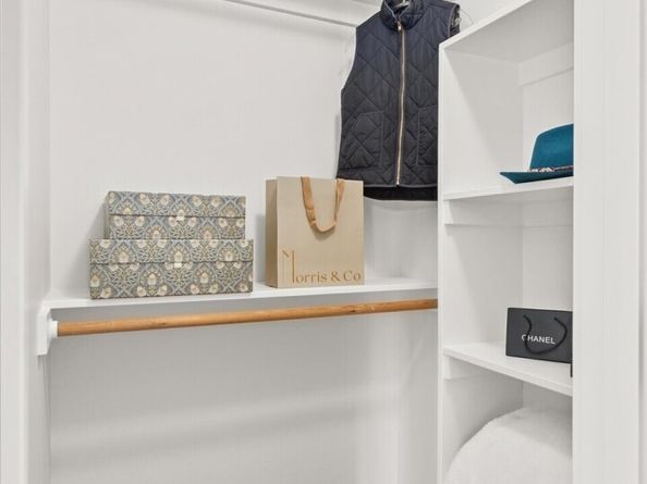 8383 31st Avenue NW, Seattle WA 98117