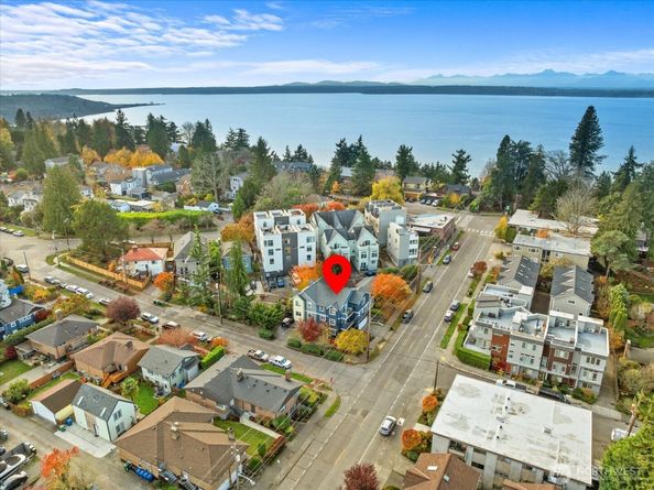 8383 31st Avenue NW, Seattle WA 98117