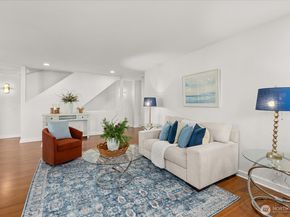 8383 31st Avenue NW, Seattle WA 98117