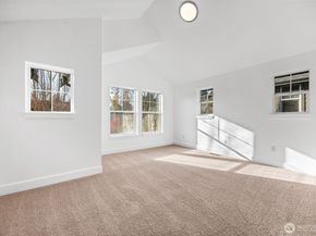 2670 SW Sylvan Heights Drive, Seattle WA 98106