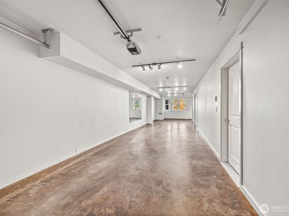 2670 SW Sylvan Heights Drive, Seattle WA 98106