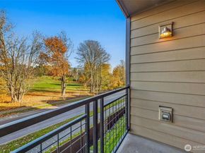 2670 SW Sylvan Heights Drive, Seattle WA 98106