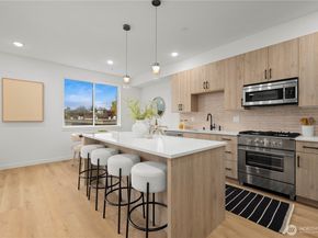 6538 D Latona Avenue NE, Seattle WA 98115