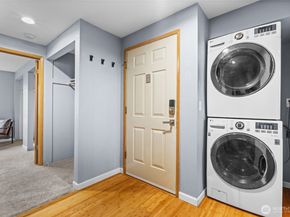 20156 Vikings Crest NE 7304, Poulsbo WA 98370