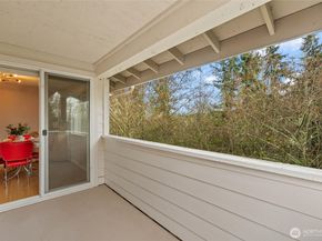 20156 Vikings Crest NE 7304, Poulsbo WA 98370