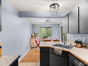 20156 Vikings Crest NE 7304, Poulsbo WA 98370