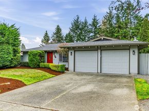 7424 141st Avenue NE, Redmond WA 98052