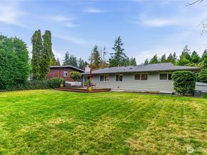 7424 141st Avenue NE, Redmond WA 98052
