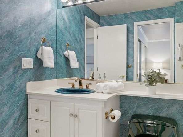 7424 141st Avenue NE, Redmond WA 98052