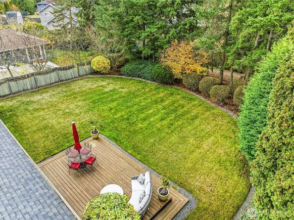 7424 141st Avenue NE, Redmond WA 98052