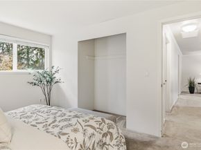 7424 141st Avenue NE, Redmond WA 98052