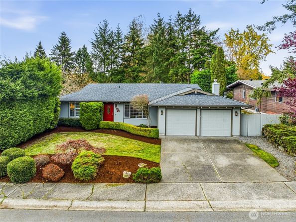 7424 141st Avenue NE, Redmond WA 98052
