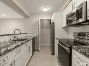 21937 7th Avenue S 213, Des Moines WA 98198