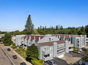 21937 7th Avenue S 213, Des Moines WA 98198