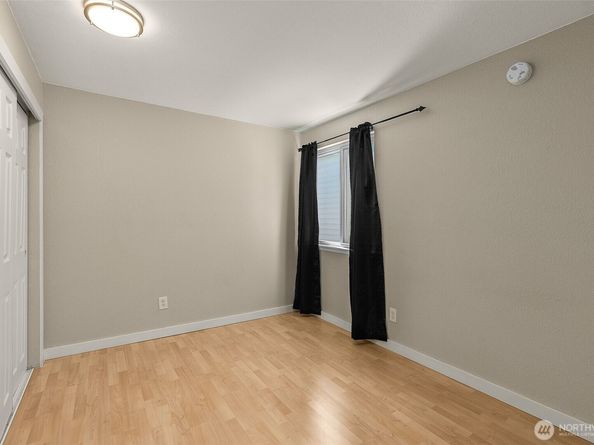 21937 7th Avenue S 213, Des Moines WA 98198