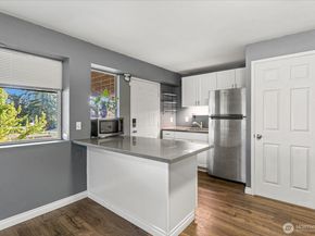 33422 29th Place SW, Federal Way WA 98023