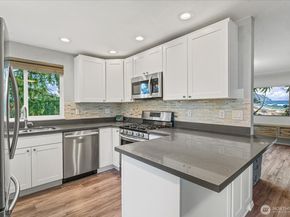 33422 29th Place SW, Federal Way WA 98023