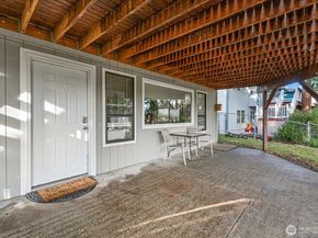 33422 29th Place SW, Federal Way WA 98023