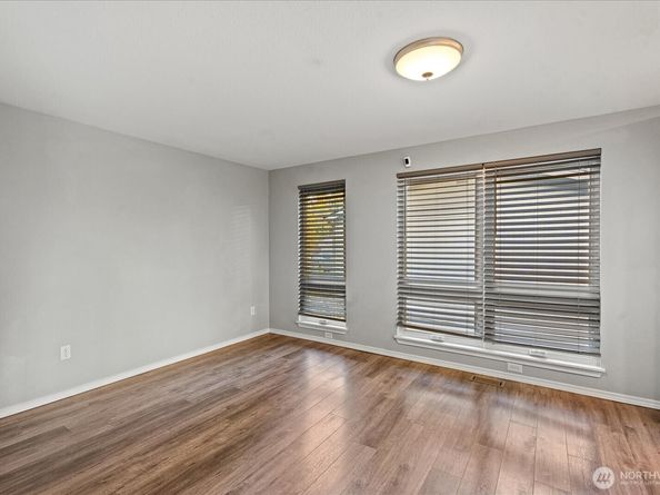 33422 29th Place SW, Federal Way WA 98023