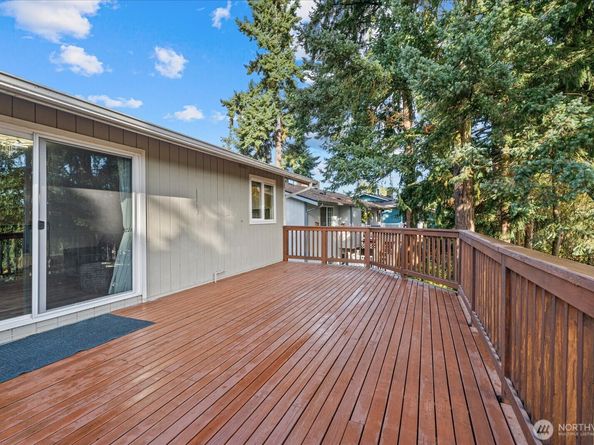 33422 29th Place SW, Federal Way WA 98023