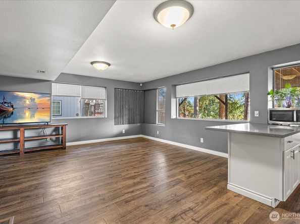 33422 29th Place SW, Federal Way WA 98023