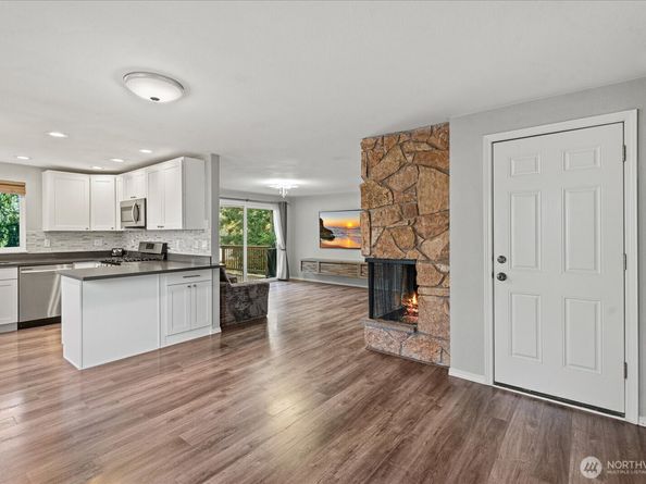 33422 29th Place SW, Federal Way WA 98023