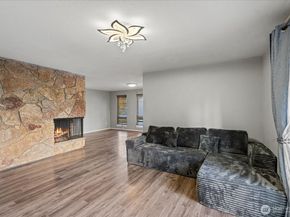 33422 29th Place SW, Federal Way WA 98023