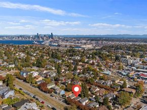 4446 39th Avenue SW, Seattle WA 98116