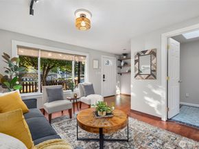 4446 39th Avenue SW, Seattle WA 98116