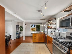 4446 39th Avenue SW, Seattle WA 98116