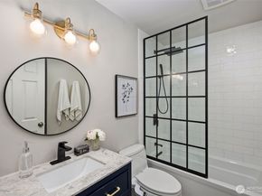4446 39th Avenue SW, Seattle WA 98116