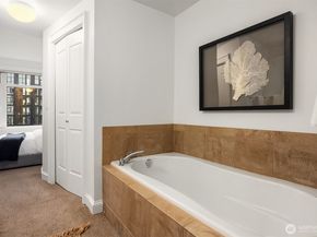 2607 Western Avenue 801, Seattle WA 98121