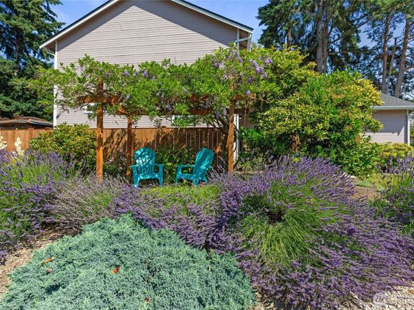 16267 16th Avenue SW, Burien WA 98166