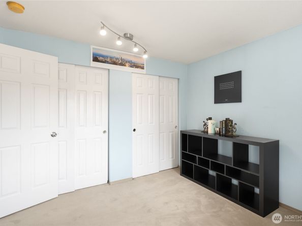 16267 16th Avenue SW, Burien WA 98166