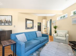16267 16th Avenue SW, Burien WA 98166