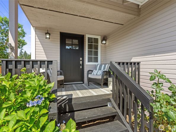 16267 16th Avenue SW, Burien WA 98166