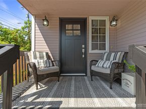 16267 16th Avenue SW, Burien WA 98166