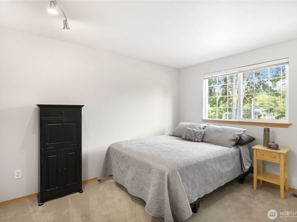 16267 16th Avenue SW, Burien WA 98166