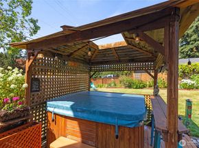 16267 16th Avenue SW, Burien WA 98166