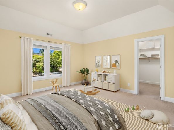 6230 Fairway Place SE, Snoqualmie WA 98065