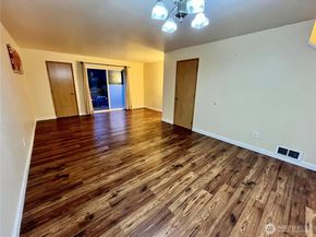 1129 W Casino Road 5, Everett WA 98204