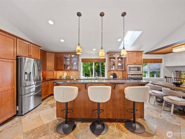 17829 149th Avenue NE, Woodinville WA 98072