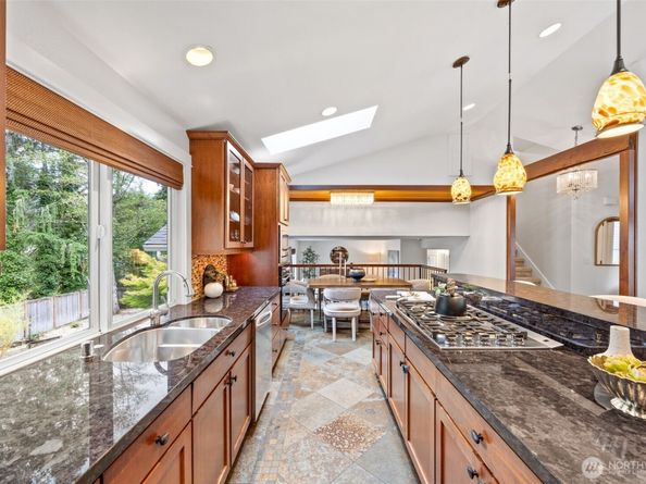 17829 149th Avenue NE, Woodinville WA 98072